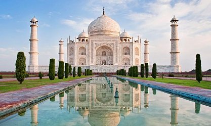 Essay On Taj Mahal In Hindi
